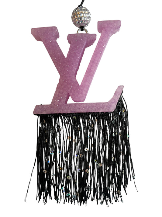 LV  (Smaller) - Butt Naked